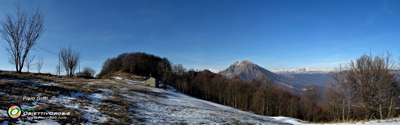 57 In arrivo alla Forcella Alta con vista in Resegone.jpg